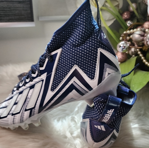 Adidas Freak 23 Molded TPU Football Cleats new - Picture 6 of 7